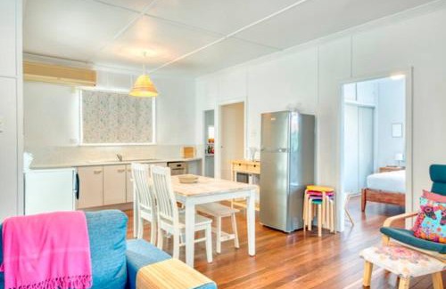 Bargara House | Sandy Feet Cottage