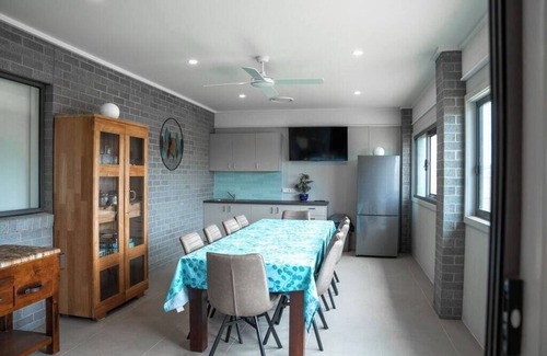 Peterborough House | Sandy Feet Retreat Su