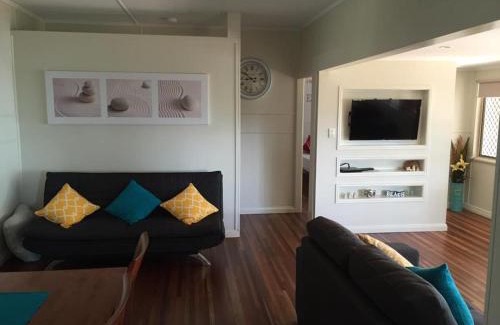 Point Vernon House | Sandy Footprints