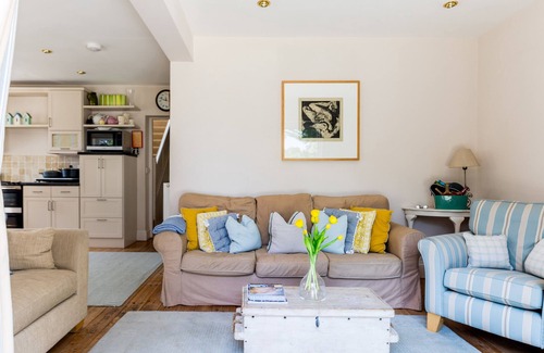 Rock Cottage | SANDY LODGE ROCK, pet friendly, with open fire in Rock