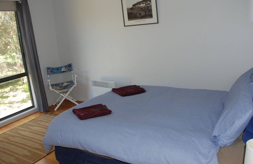 Sandy Point House | Sandy Point Getaway Wilsons Prom. Pet Friendly, Internet and Linen Included.