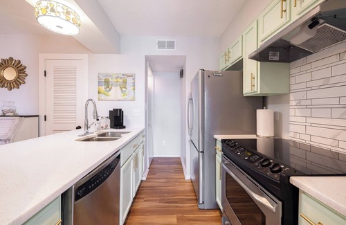Myrtle Beach Condo | Sandy Shack Top Floor Ocean View Condo