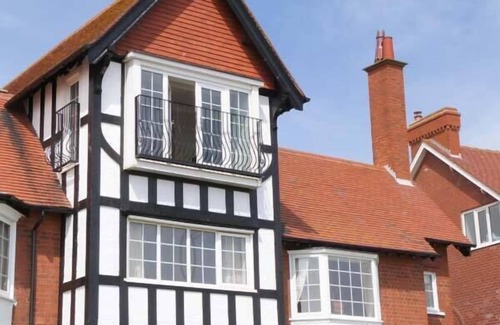Bridlington Cottage | Sandy Shore