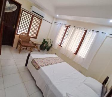 Puerto Princesa Bed & Breakfast | Sandybridge Eco Farm at Relly's Restaurant