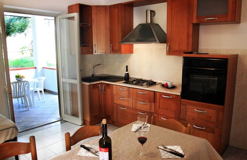 Santa Maria Apartment | Sangeni home holidays - Apartment n.2 at the ground floor with veranda