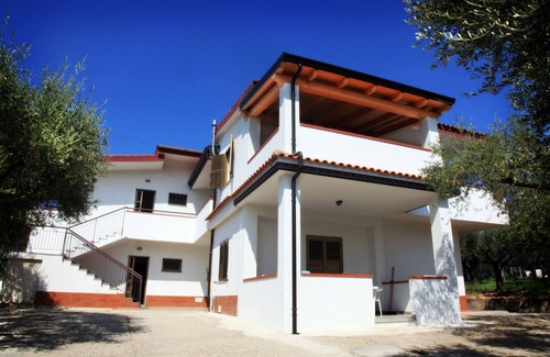 Santa Maria Apartment | Sangeni home holidays - Apartment n.3, at the ground floor with veranda