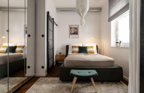 Karlikowo Apartment | Sanhaus Apartments - RETRO - Apartament przy plaży z parkingiem
