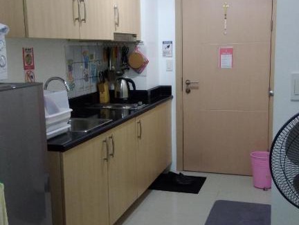 Barangka Ilaya Apartment | Sanitize Fully Furnished 1 Bedroom Condo Unit with Cable TV & Wifi