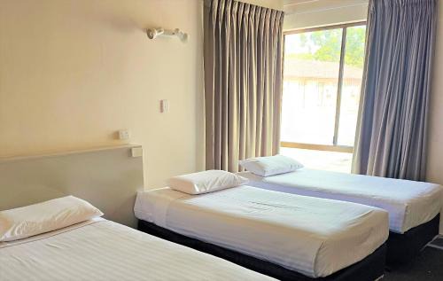 Redcliffe Hotel | Sanno Marracoonda Perth Airport Hotel