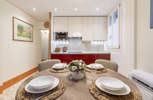San Polo Apartment | Sant'Aponal Prestige by Wonderful Italy