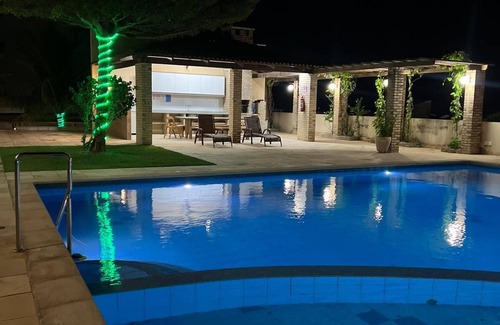 Porto das Dunas Apartment | Santa Barbara Corner