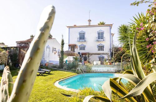Torres Vedras Bed & Breakfast | Santa Cruz Surf House by Stoke Travel