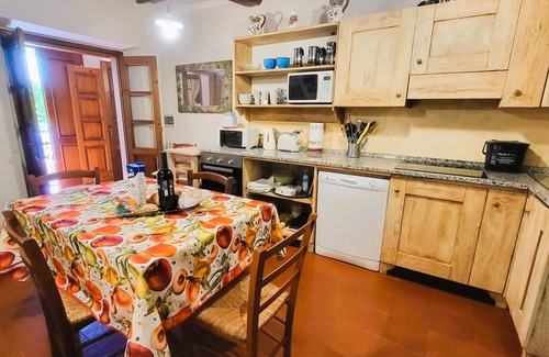 Barga Villa | Santa Maria, Barga, Private Pool, WIFI, sleeping 6+1