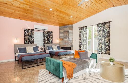 Beverly Green House | Santa Paula Relax and Play Private Modern Stay and Chefs Kitchen