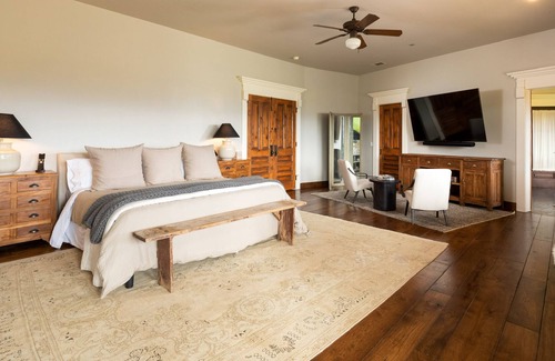 Santa Ynez House | Santa Ynez vineyard and equestrian estate