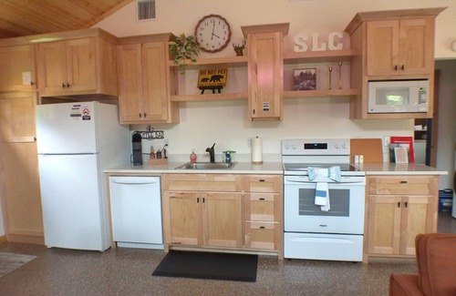 Hulbert Cabin | Sapphire Cabin Retreat by Ft. Gibson Lake