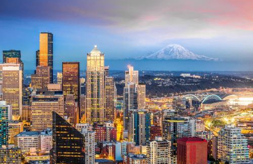 Belltown Apartment | Sapphire of Belltown Court