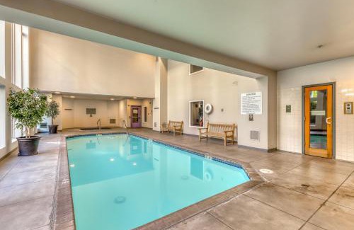 Belltown Apartment | Sapphire of Belltown Court