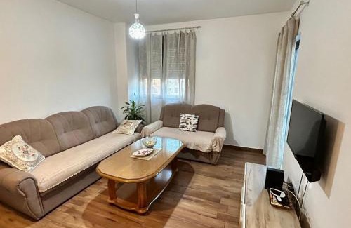 Bjelisi Apartment | Sara apartman
