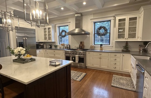 Rotterdam Junction House | Saratoga County Track Rental, 6 bedroom lake house with indoor pool & hot tub