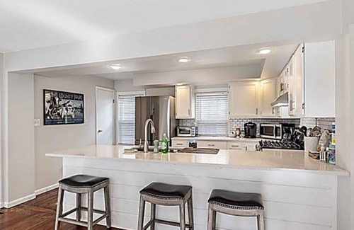 Saratoga Springs House | Saratoga Springs Arts District Home