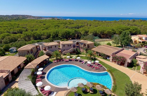 Campulongu Apartment | Sardinian-style apartment near beach