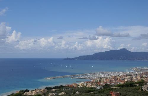 Lavagna House | Sarina House Ocean View