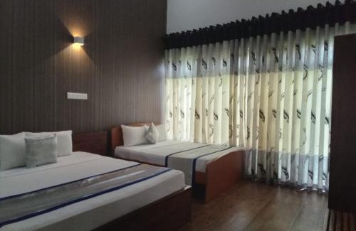 Pallebedda Hotel | Saru Blue Sapphire Hotel