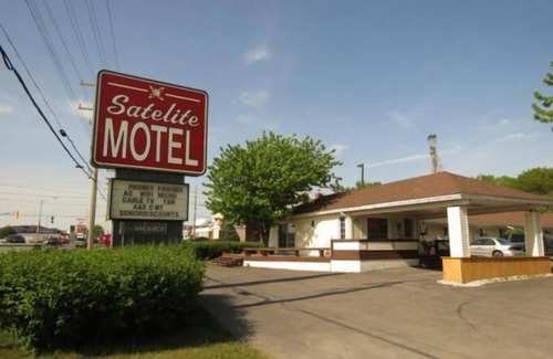 Algoma District Hotel | Satelite Motel