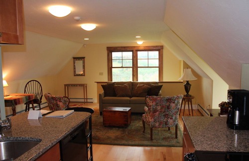 West Hartford Apartment | Savage Hart Farm Is A Small Sheep Farm With Guest Accommodations.