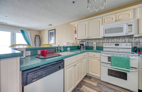 North Topsail Beach Condo | Save 10% on any full week stay through May 2025