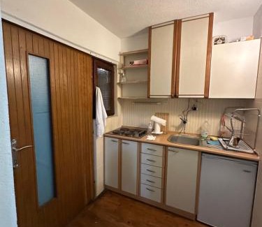 Varosh Apartment | Savin Apartment