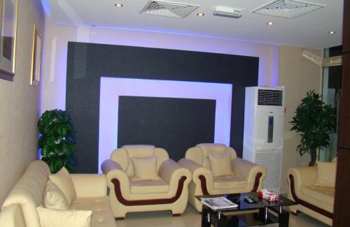 Azaiba Apartment | Savoy Grand Hotel Apartments