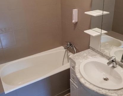 Saint-Michel-de-Maurienne Hotel | Savoy Hotel & Restaurant
