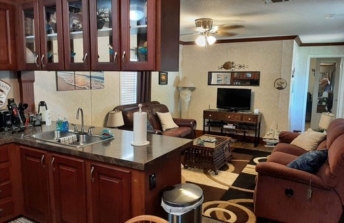 Steinhatchee House | Sawgrass Hill the perfect getaway -Sleeps 7