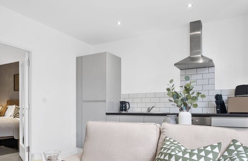 Balsall Common Apartment | SCA- Arden Apartment 1 Twin Bedroom Free Parking
