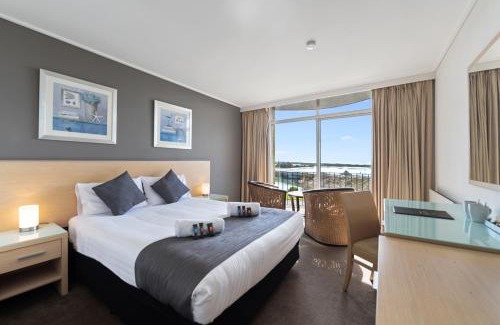Scamander Hotel | Scamander Beach Resort