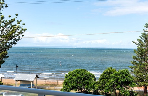 Scarborough House | "Scarborough Shores" - Scarborough Q 4020