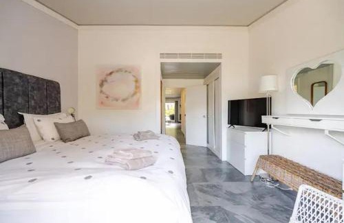 Quinta do Lago Apartment | Scarlet's Place - 1 bed Victory Village Quinta Do Lago - beach, nature, lakes