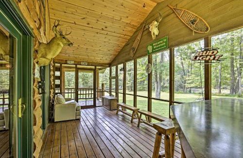 Holcombe House | Scenic Cabin on 2 Acres Near Lake Holcombe Marina!