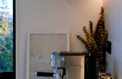 Northcote House | Scenic City Views close to Auckland CBD!