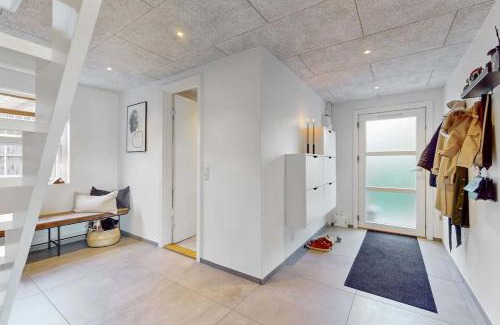 Norresundby Villa | Scenic Fjord Villa