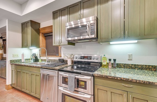 Easley House | Scenic Getaway w/Fire Pit & Grill in Columbia!