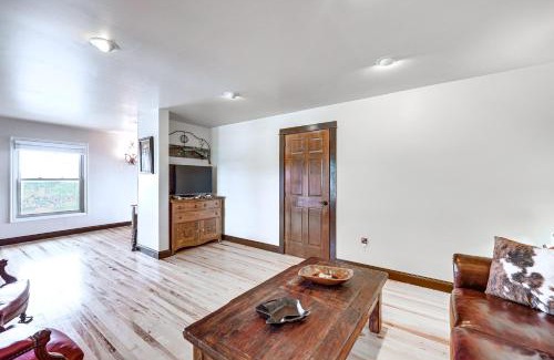 Leakey House | Scenic Leakey Vacation Rental with Private Patio!