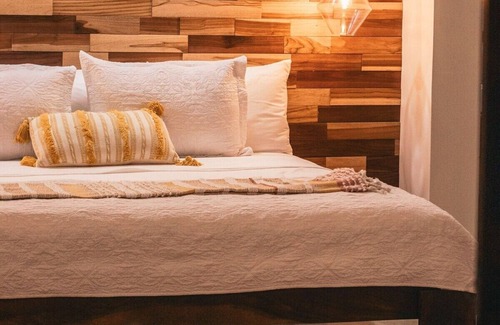 Palma Hotel | Scenic Retreat for Families, Weddings & Yoga