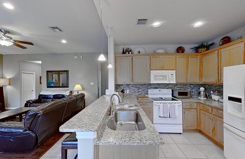 Apache Shores House | Scenic retreat with fenced yard, patio, central AC, & washer/dryer