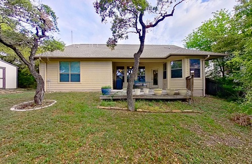 Apache Shores House | Scenic retreat with fenced yard, patio, central AC, & washer/dryer