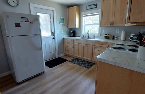 Colington House | Scenic Soundfront Stay~Amazing Water Views~KDH~Private Dock~Kayak~Crab~Relax!