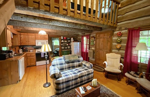 Stonebridge House | Scenic Summit-Mountain Views,Wooded Setting,Wood Fireplace,Ping Pong Table,WIFI