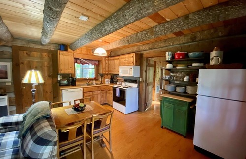 Stonebridge House | Scenic Summit-Mountain Views,Wooded Setting,Wood Fireplace,Ping Pong Table,WIFI